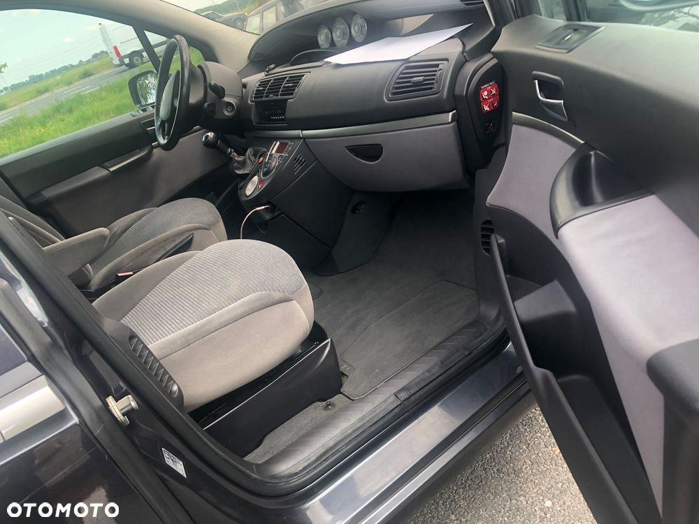 Citroën C8 2.0 16V Style - 15