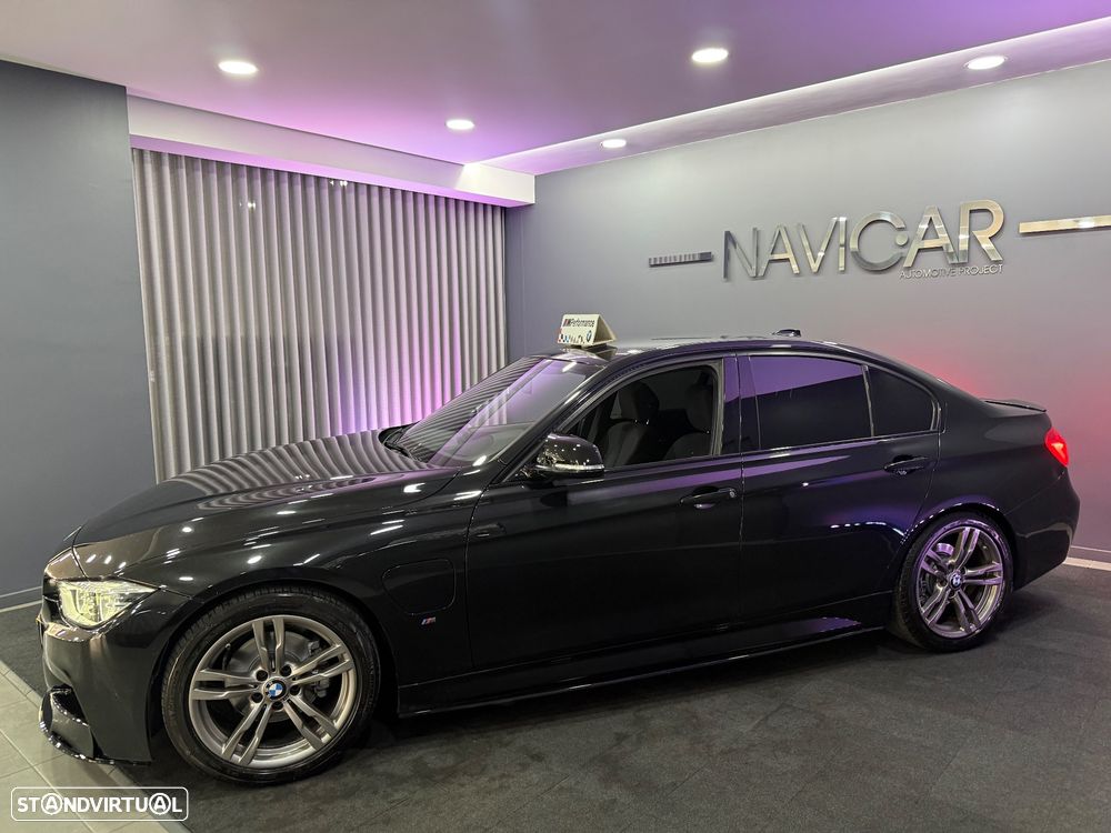 BMW 330 e iPerformance Pack M - 8