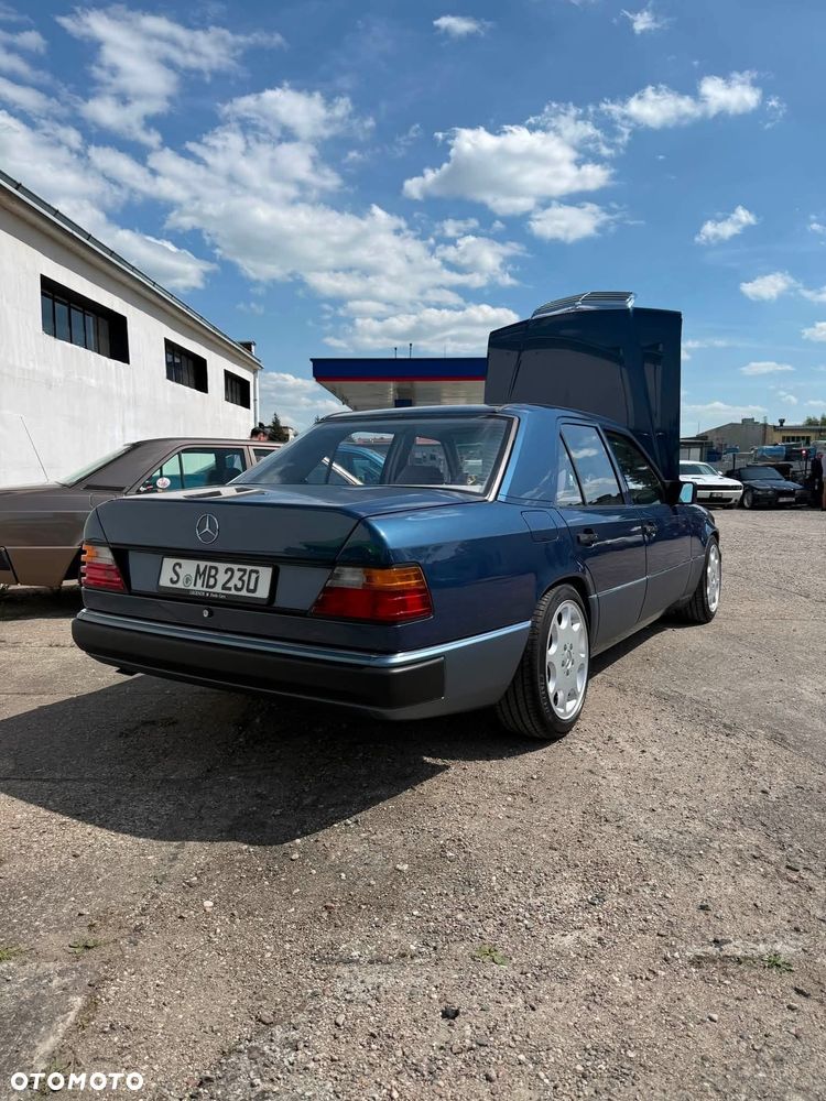 Mercedes-Benz W124 (1984-1993) - 2