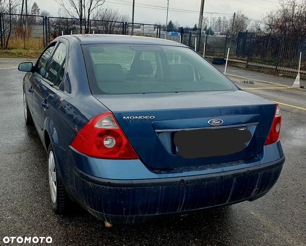 Ford Mondeo 2.0 Futura X - 4