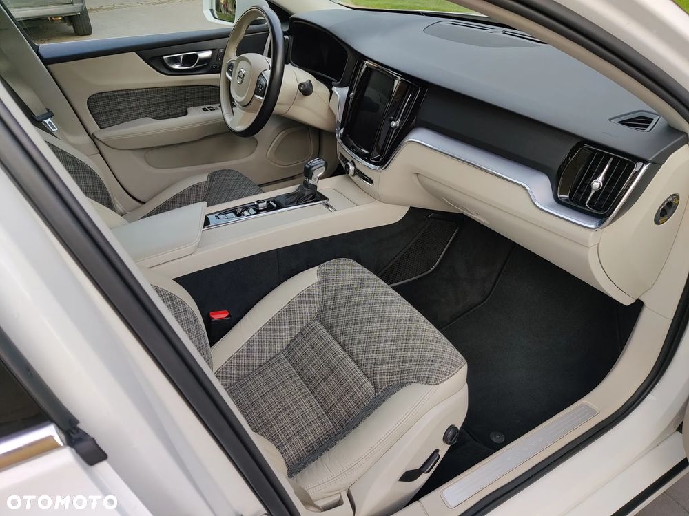 Volvo V60 - 11