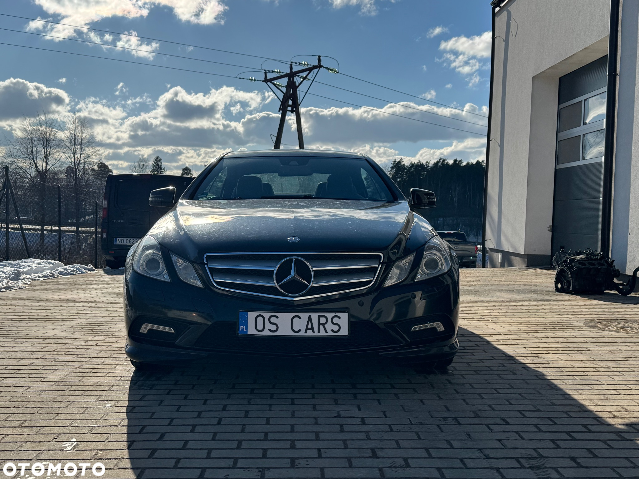 Mercedes-Benz Klasa E 200 CGI BlueEffICIENCY - 3
