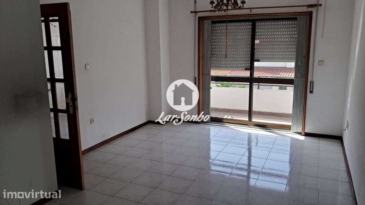 Apartamento T1 para arrendamento (€900 p/m) localizado no centro da... - Grande imagem: 2/17