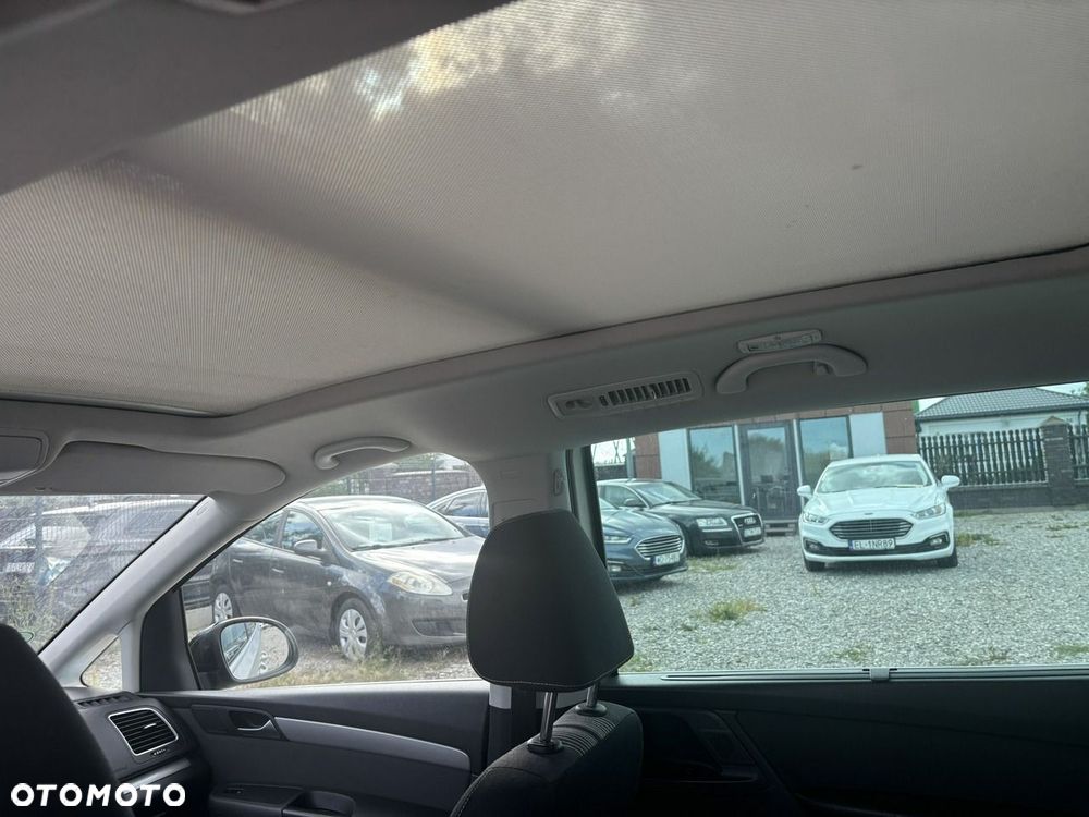 Volkswagen Sharan - 34