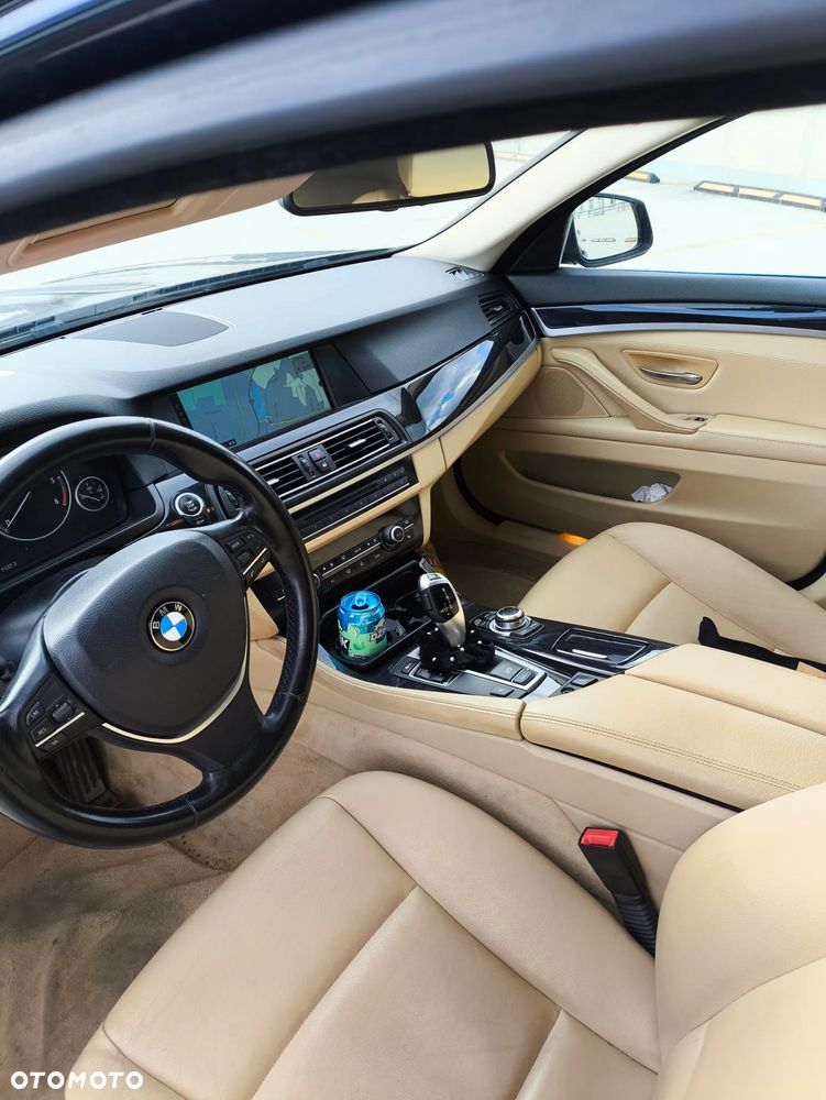 BMW Seria 5 520d - 6