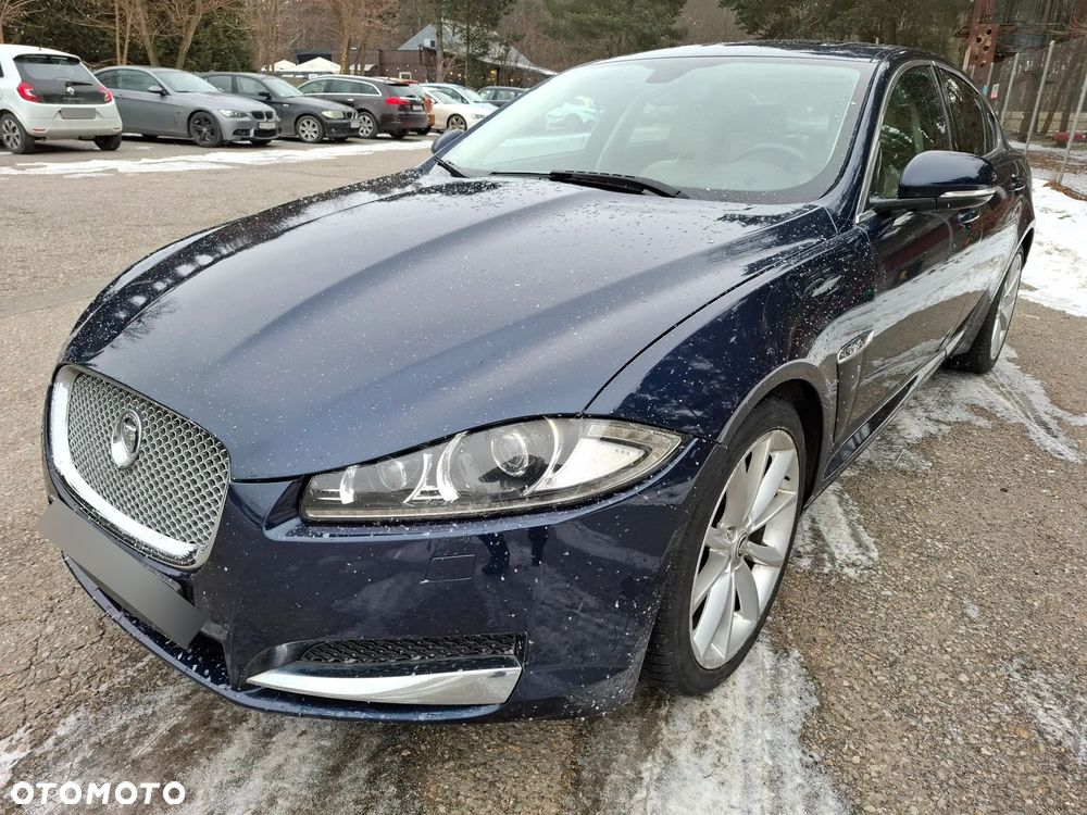 Jaguar XF 3.0 V6 D Luxury - 14