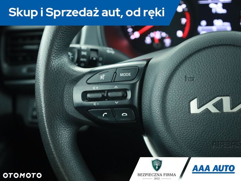 Kia Rio - 15