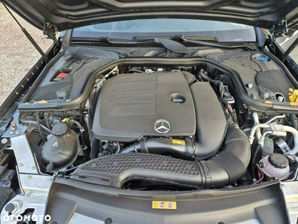 Mercedes-Benz Klasa E - 29