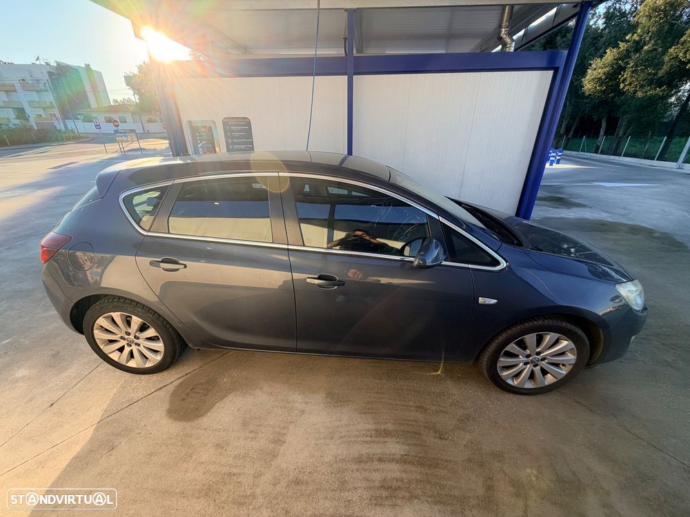Opel Astra 1.3 CDTi Cosmo - 3