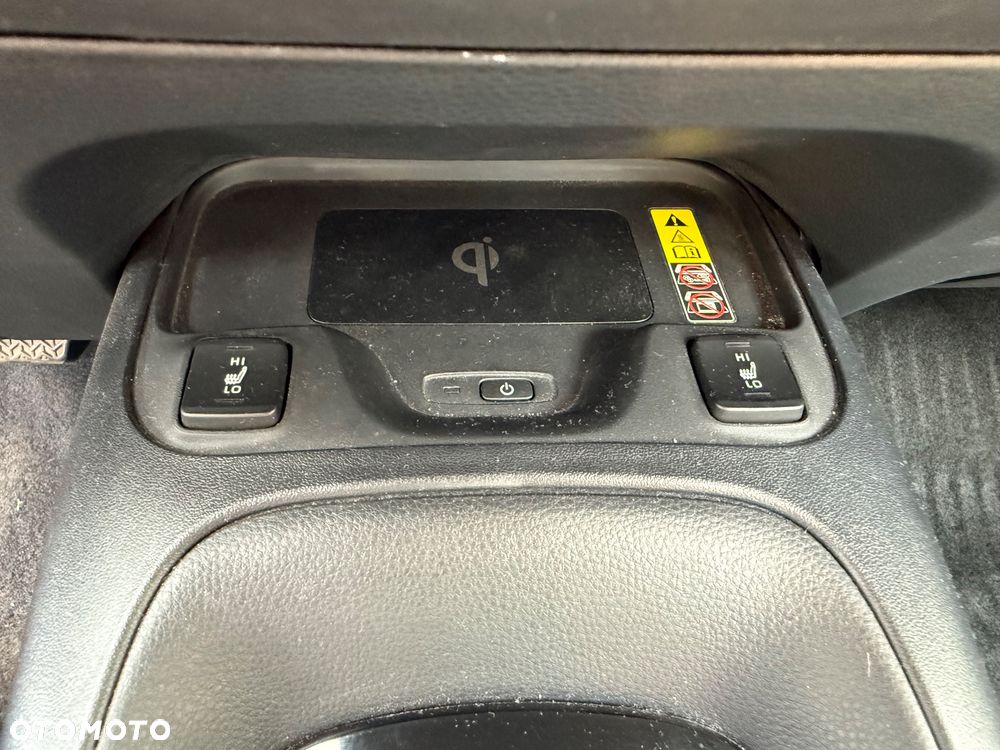 Toyota Corolla 2.0 Hybrid Comfort - 20