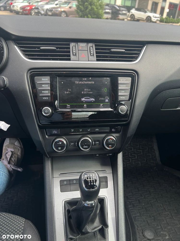 Skoda Octavia 2.0 TDI Style - 13