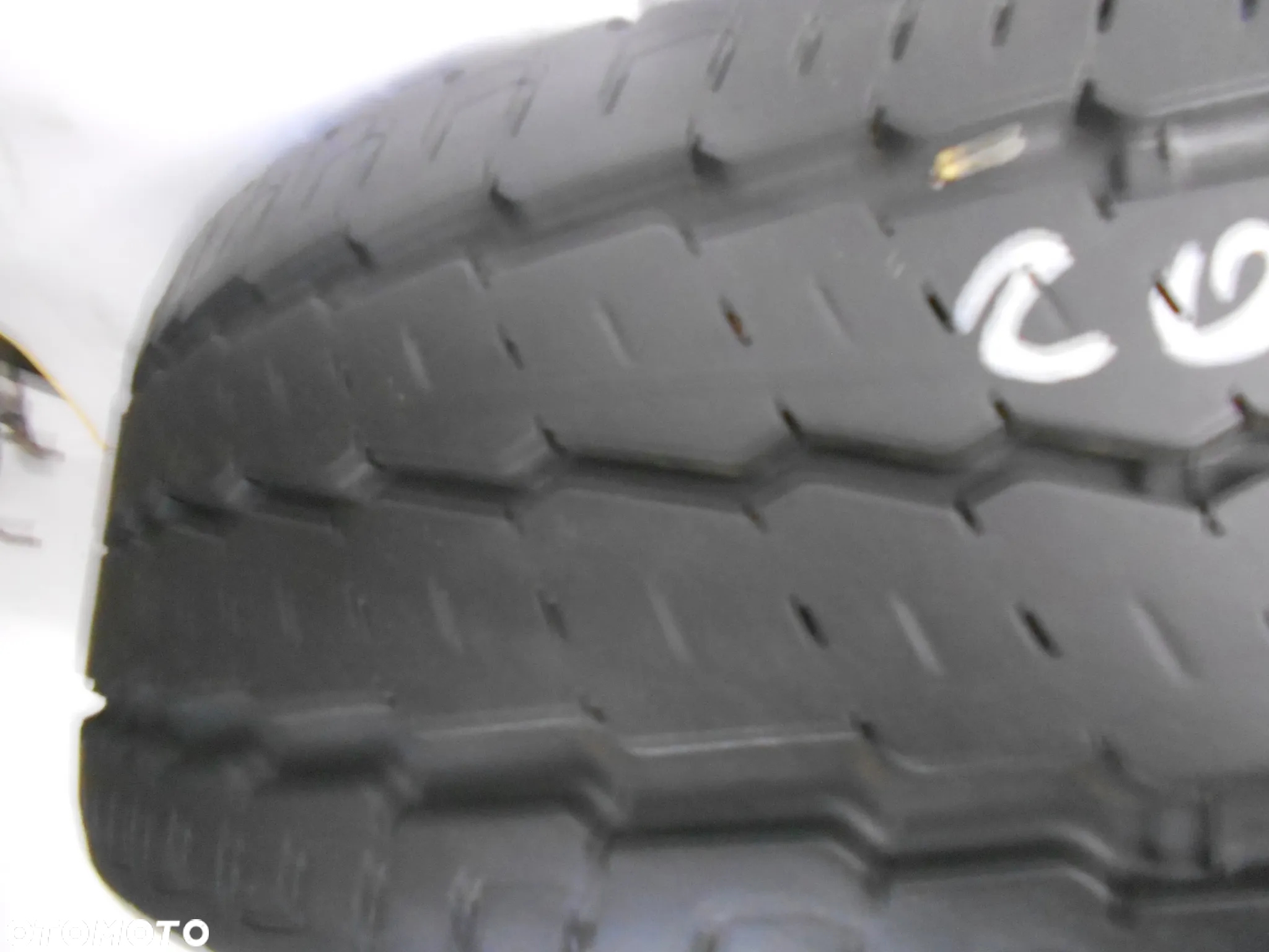 OPONA POJEDYŃCZA  225/75R16CP CONTINENTAL VANCOCAMPER  DOT  1223 9.4MM - 2