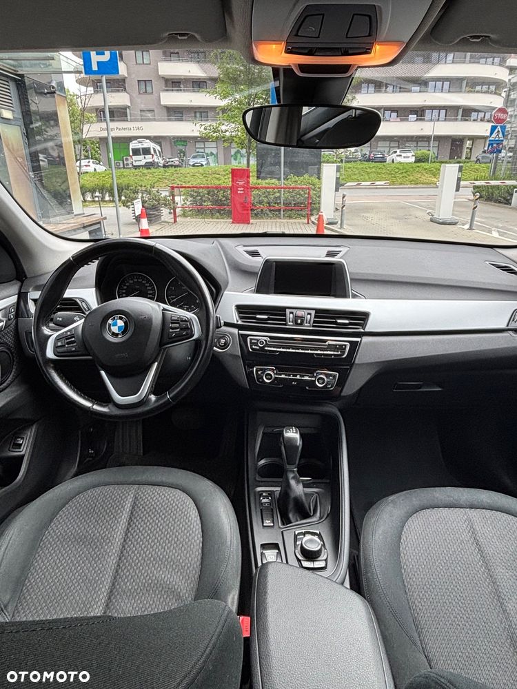 BMW X1 xDrive18d Advantage - 10