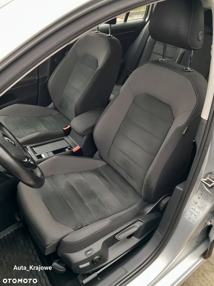 Volkswagen Golf 1.5 TSI BMT Evo Highline DSG - 30