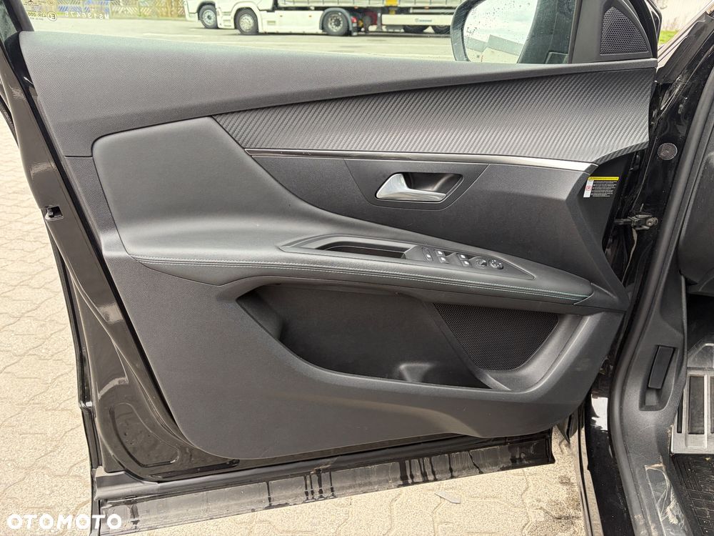 Peugeot 3008 1.5 BlueHDi Allure Pack S&S EAT8 - 10