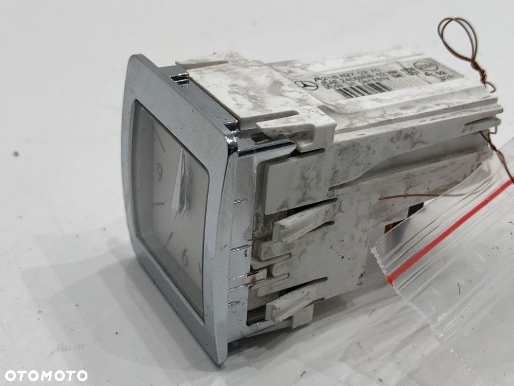 ZEGAREK  MERCEDES-BENZ KLASA E (W212) 2009 - 2016 E 250 CDI / BlueTEC 4-matic (212.082, 212.097) 150 - 2