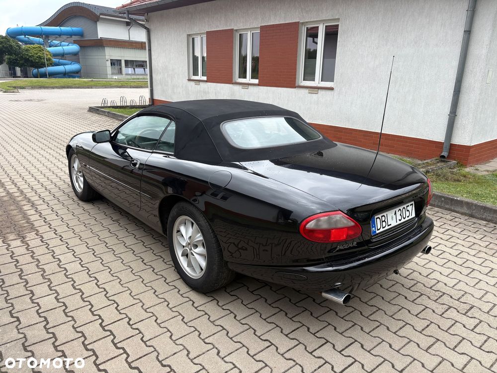 Jaguar XK8 4.0 - 8