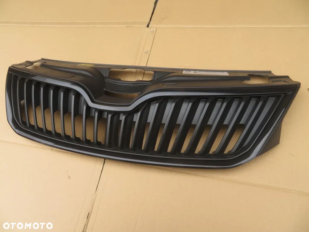 ATRAPA GRILL SKODA RAPID 5JA 12R- KRAKÓW - 4