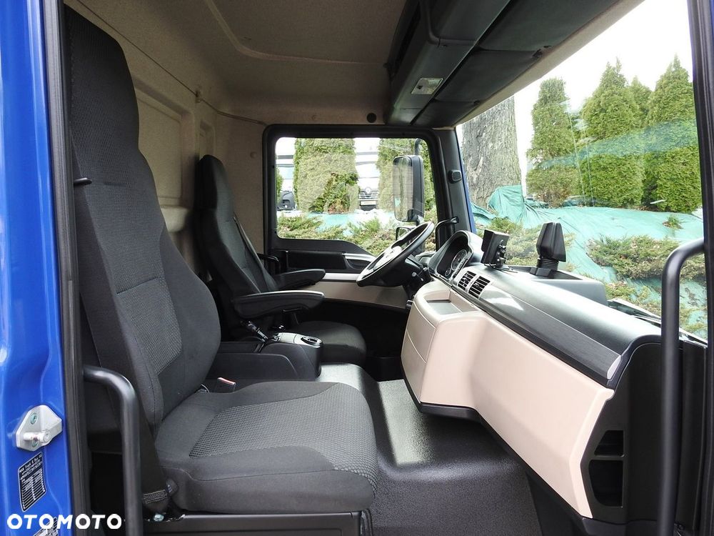 MAN TGL 12.220 KONTENER WINDA 18 PALET TEMPOMAT KLIMATYZACJA PNEUMATYKA AUTOMAT  BLIŹNIACZE KOŁA  220KM - 39