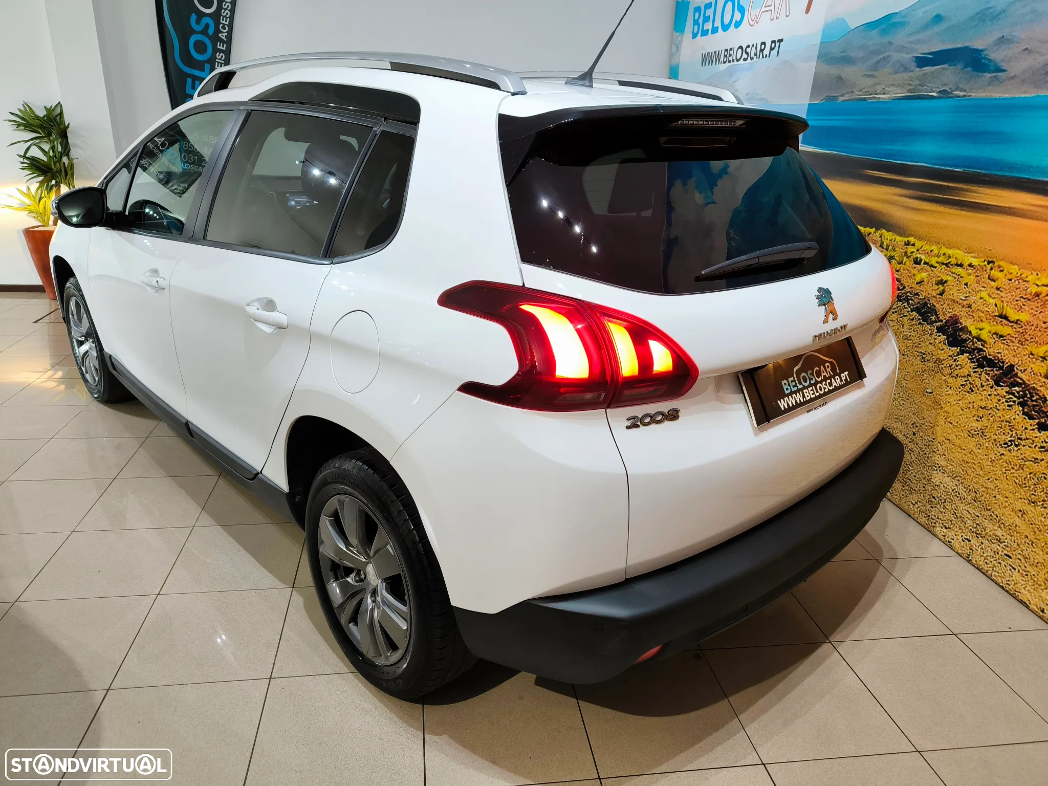 Peugeot 2008 1.2 PureTech Style - 7