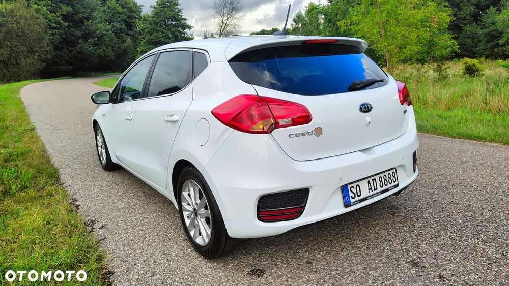 Kia Ceed 1.6 GDI Business Line - 9