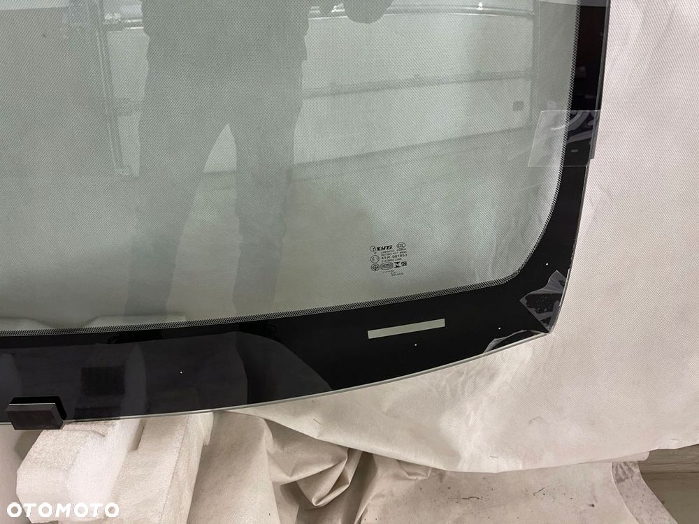 szyba przednia czołowa toyota sienna po 2018 rok - 3