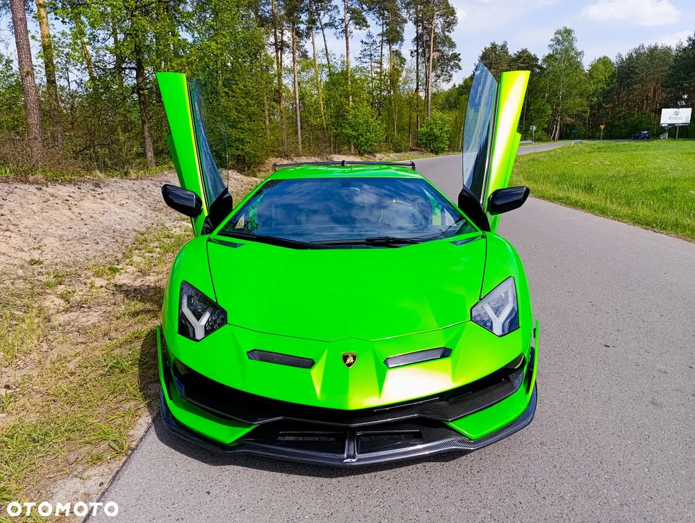 Lamborghini Aventador - 13