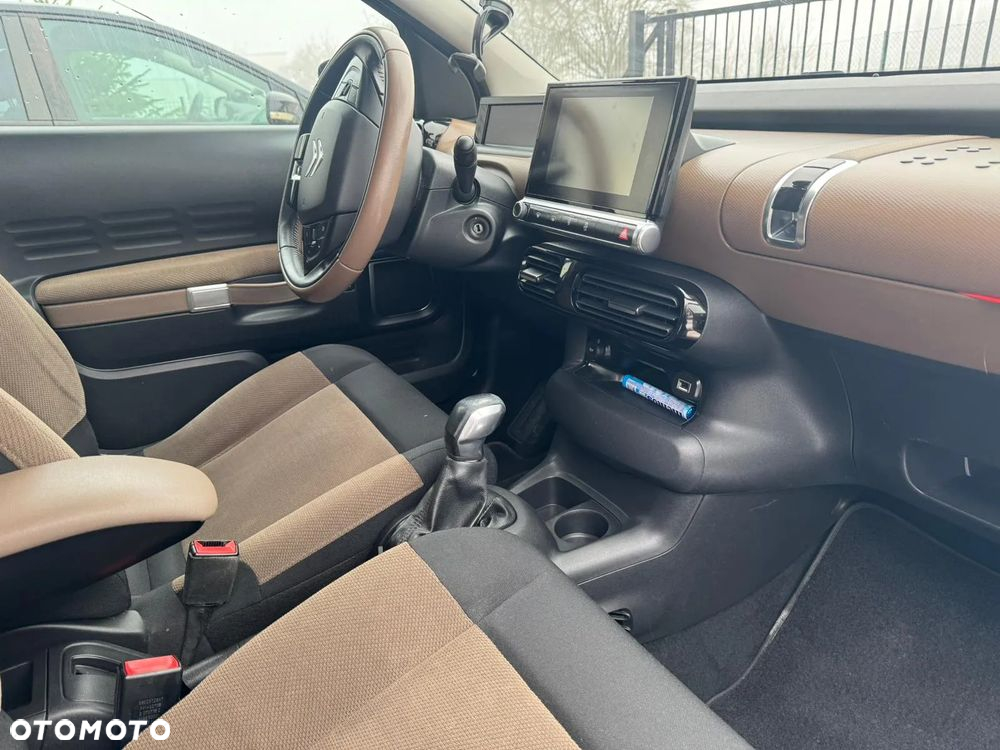 Citroën C4 Cactus 1.2 PureTech Shine - 18