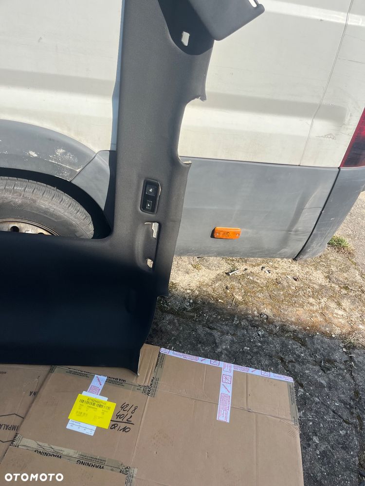 Podsufitka Volkswagen T roc R - 3