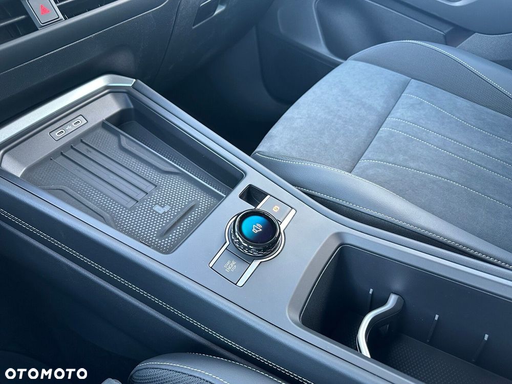 Volkswagen T-Roc - 25