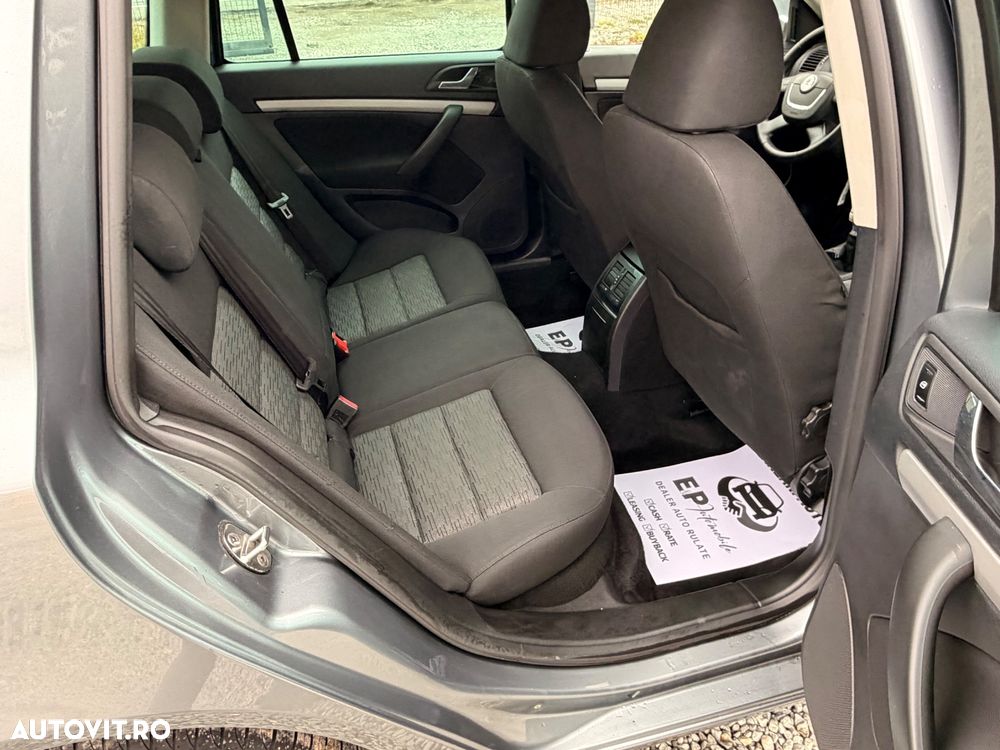 Skoda Octavia 1.6 TDI DPF Elegance - 14