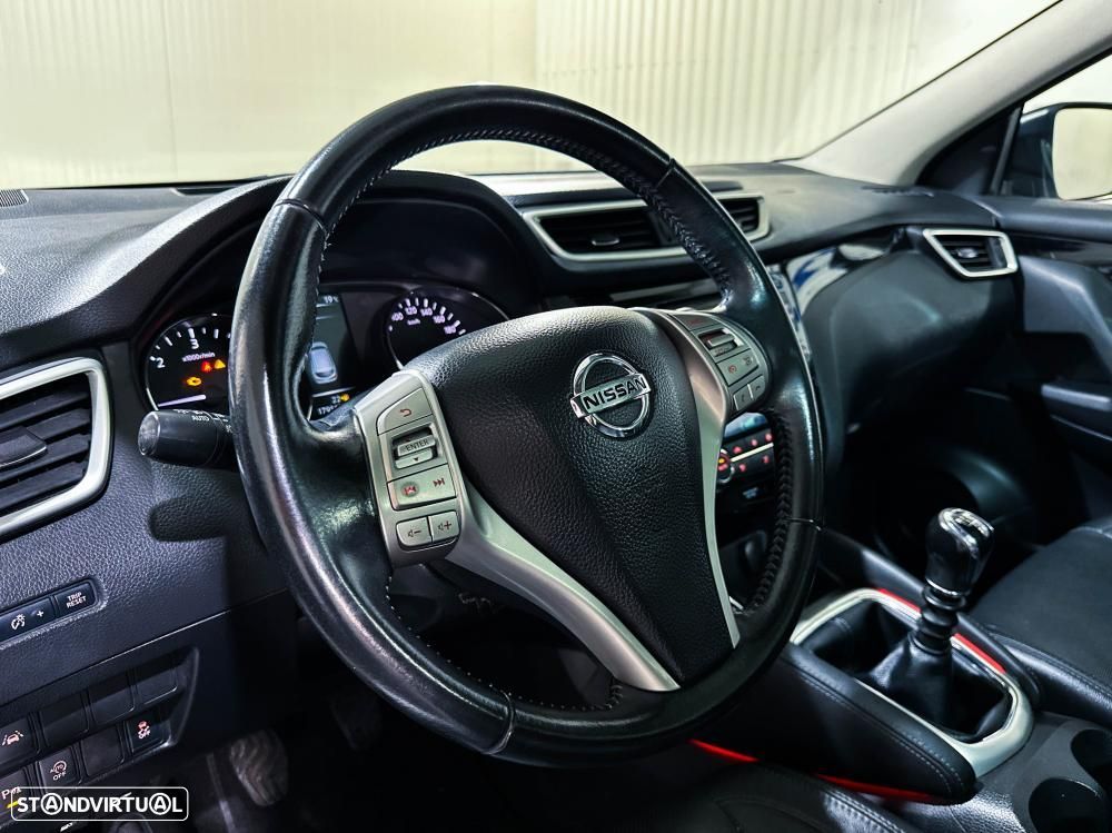 Nissan Qashqai 1.5 dCi Tekna Premium - 19