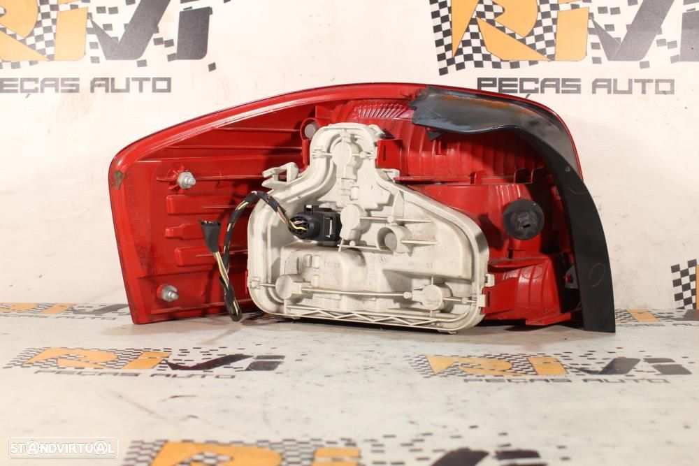 Farolim Direito Audi A3 (8P1)  Farolim Direito Audi A3 8P De 3 Portas - 2