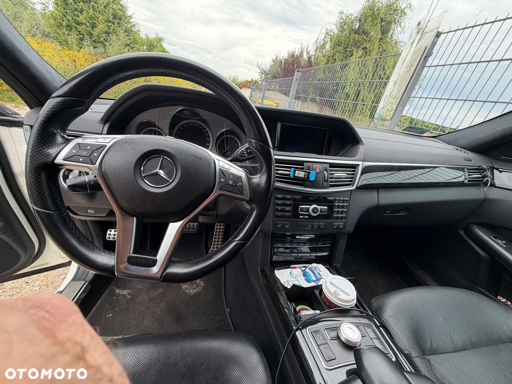 Mercedes-Benz Klasa E 500 4Matic BlueEFFICIENCY 7G-TRONIC Avantgarde - 14