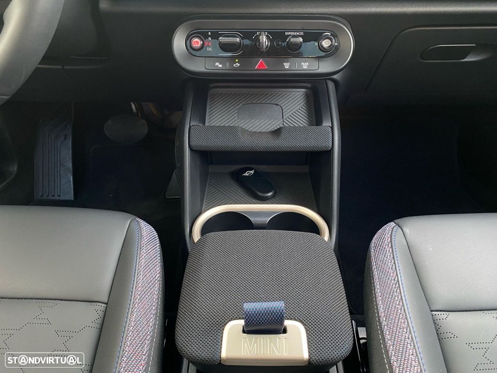 MINI Countryman D Classic M - 12