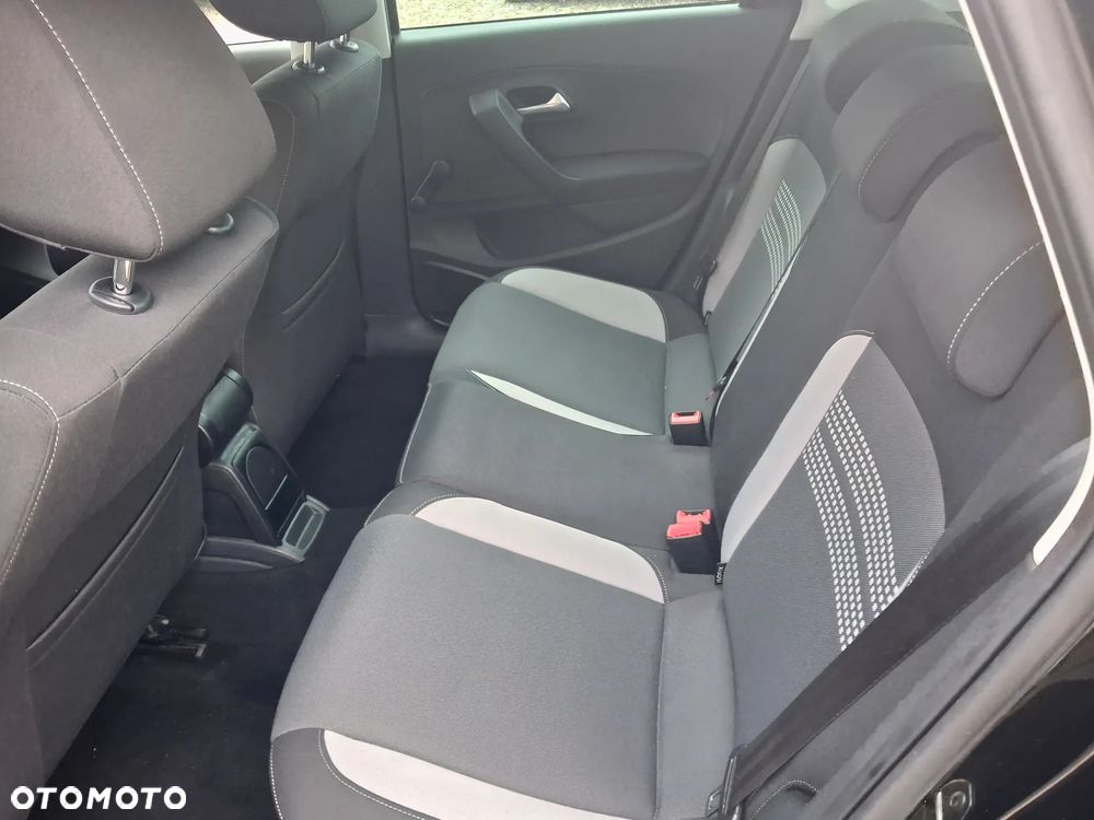 Volkswagen Polo 1.2 Life - 11