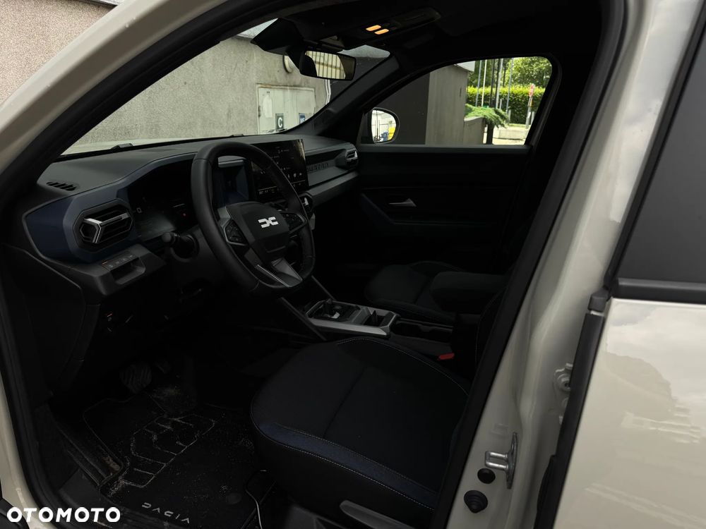 Dacia Duster 1.6 Full Hybrid 140 Journey MMT - 12