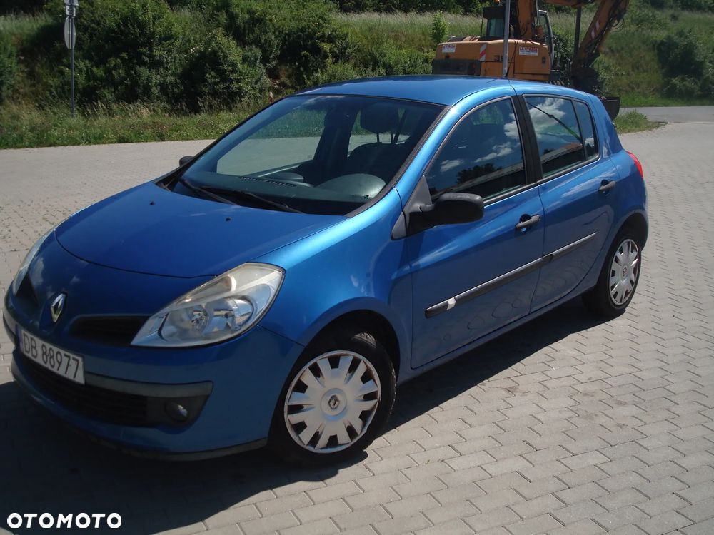 Renault Clio 1.2 16V Exception - 1