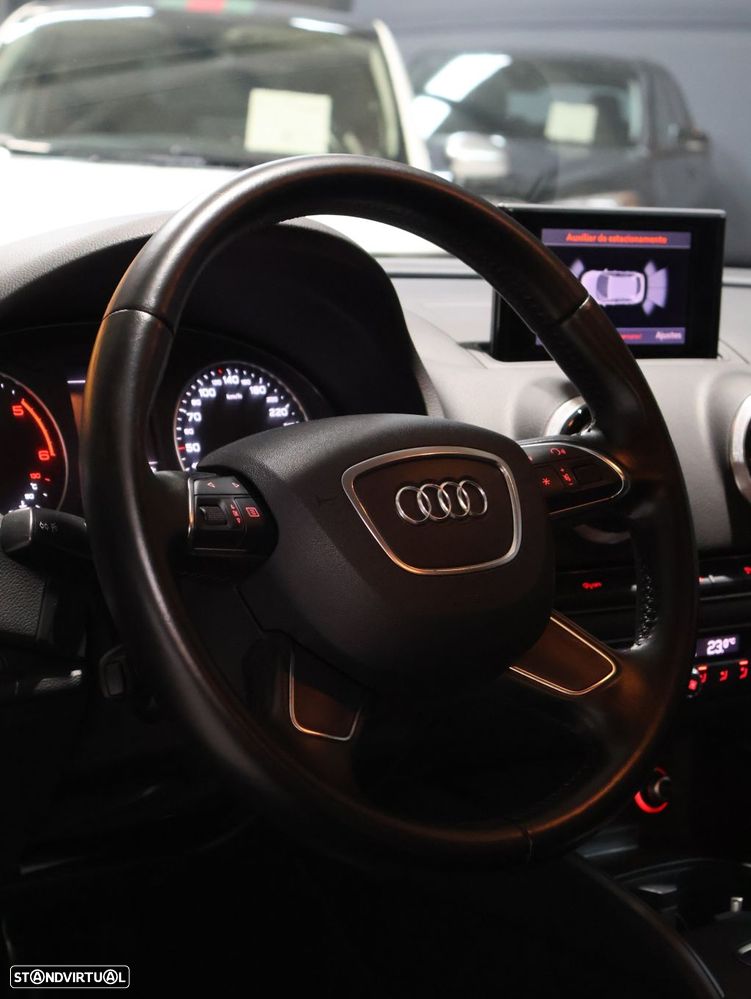 Audi A3 Sportback 1.6 TDI Sport S-Tronic - 15