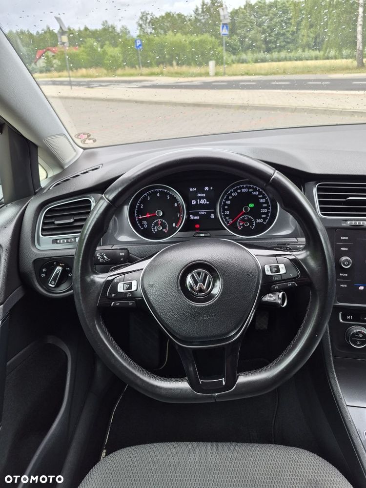 Volkswagen Golf 1.5 TSI BlueMotion ACT DSG Comfortline - 15