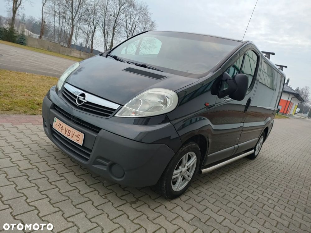 Opel Vivaro - 10