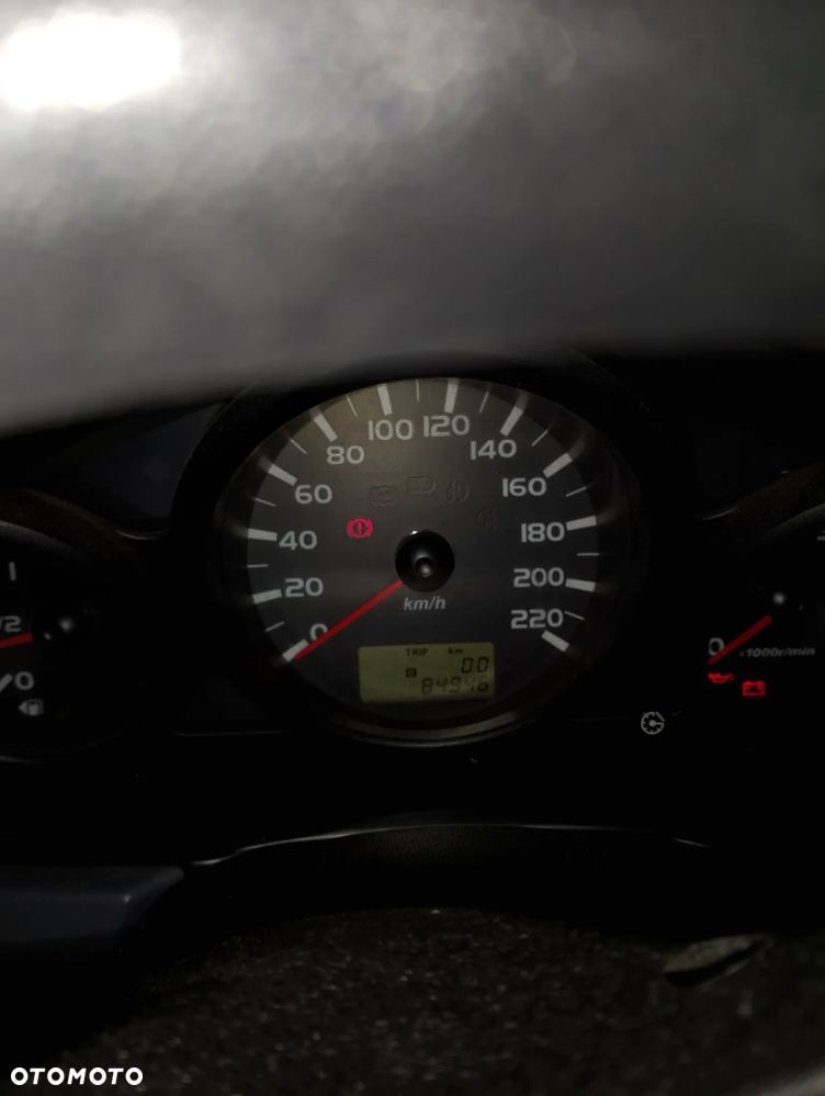 Mitsubishi Colt CZ3 1.3 Remix - 3