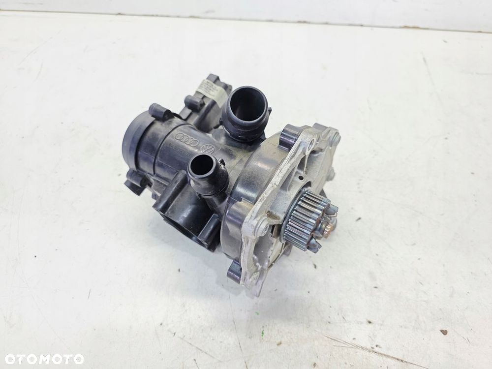 POMPA WODY ZAWÓR + TERMOSTAT AUDI A4 B9 A5 Q5 FY 2.0 TFSI 06L121111K - 2