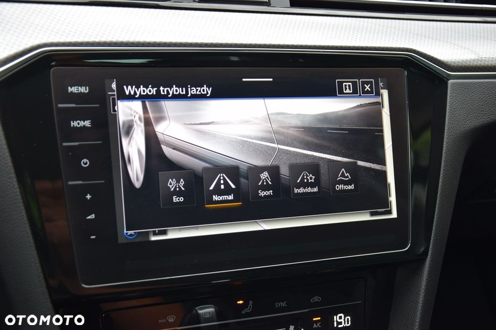 Volkswagen Passat Alltrack 2.0 TDI SCR DSG 4Motion - 21