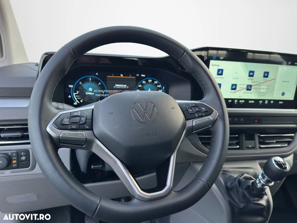 Volkswagen Caravelle - 9