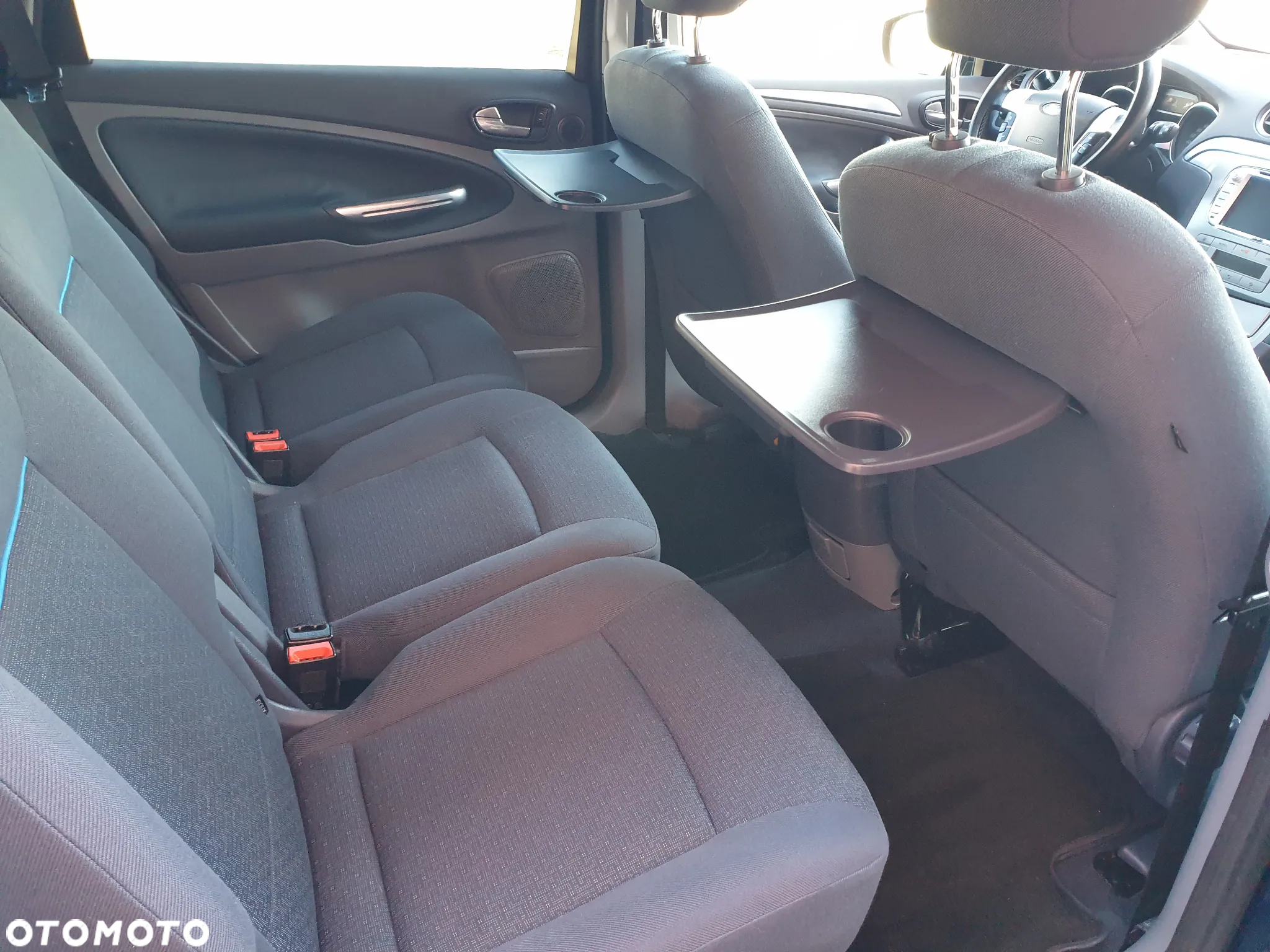 Ford S-Max - 23