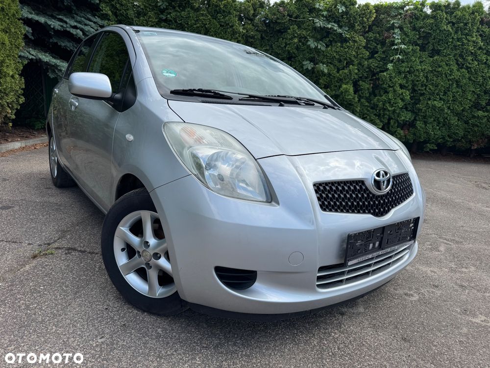Toyota Yaris 1.0 VVT-i Sol - 3