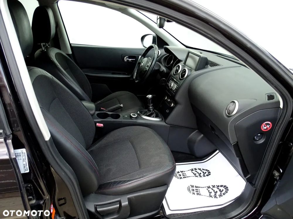 Nissan Qashqai 2.0 4 x 4 tekna - 12