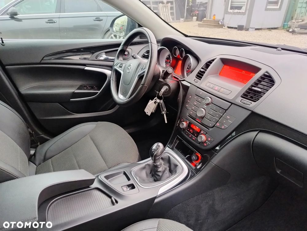 Opel Insignia 1.8 - 13