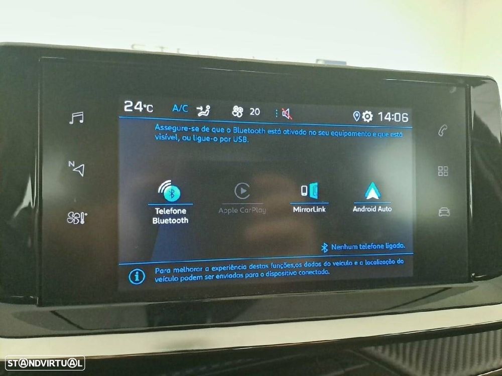 Peugeot 2008 1.2 PureTech Active Pack - 21